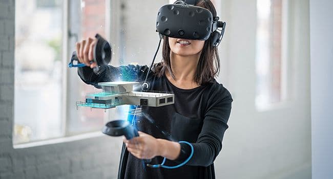 Virtual Reality (VR)